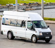 14 minibus Hire London